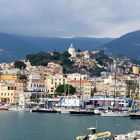 Casa Sandra - Sea View, With Garage Appartamento *