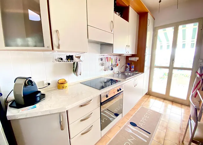 Casa Sandra - Sea View, With Garage 公寓